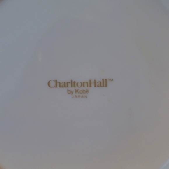 Carlton Hall by Kobe Serving Dish - Picture 5 of 5